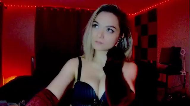 Image 3 of darkskullmistress Stream on Chaturbate on 1 month ago