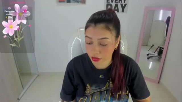 Image 3 of darlaa__doll Stream on Chaturbate on 2 months ago