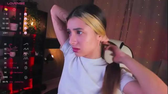 Thumbnail 1, darlabelle's Stream at Chaturbate, 2 months ago