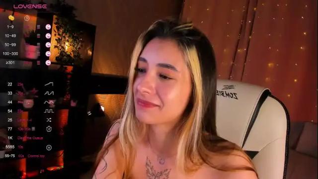 Image 8 of darlabelle Stream on Chaturbate on 2 months ago