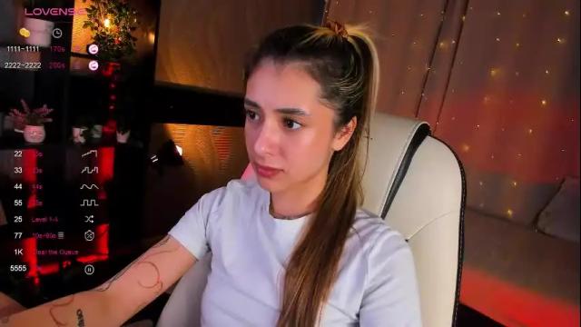 Image 10 of darlabelle Stream on Chaturbate on 2 months ago