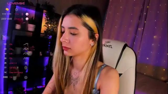 Image 4 of darlabelle Stream on Chaturbate on 2 months ago