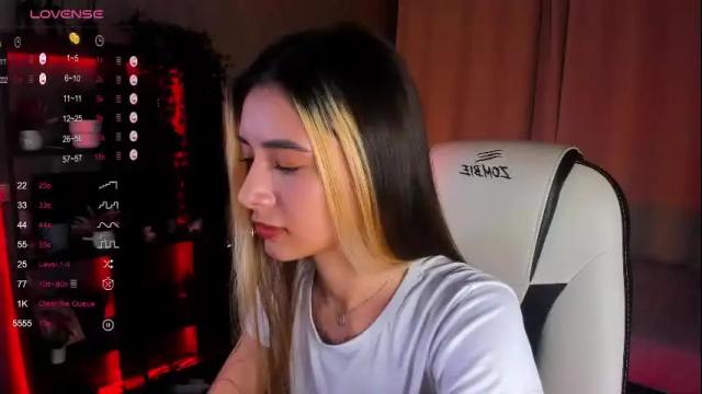 Thumbnail 1, darlabelle's Stream at Chaturbate, 1 month ago