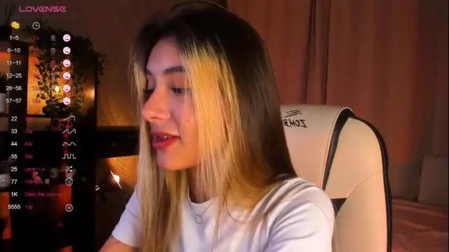 Image 8 of darlabelle Stream on Chaturbate on 22 days ago
