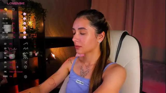 Image 11 of darlabelle Stream on Chaturbate on 16 days ago