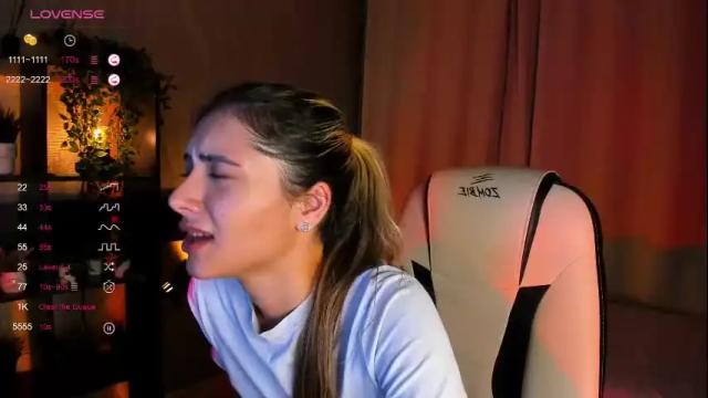 Image 3 of darlabelle Stream on Chaturbate on 13 days ago