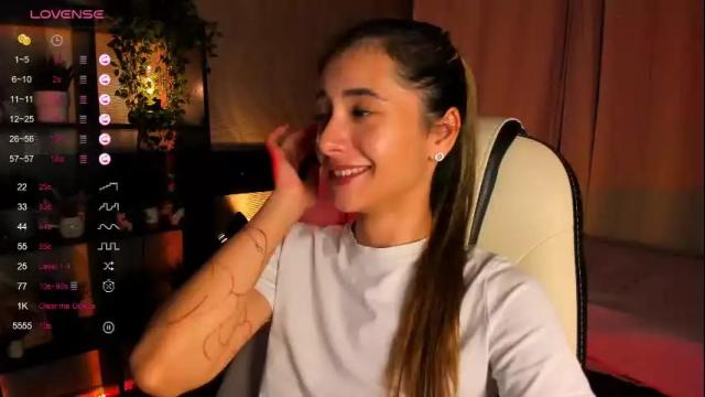 Image 8 of darlabelle Stream on Chaturbate on 9 days ago