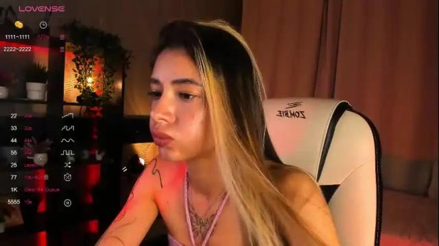 Image 10 of darlabelle Stream on Chaturbate on 2 days ago