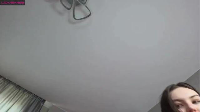 Image 6 of darlenedolce Stream on Chaturbate on 2 days ago