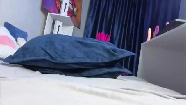 Image 2 of darlenedolce Stream on Chaturbate on 2 months ago