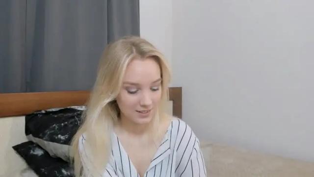 Image 7 of darleneferran Stream on Chaturbate on 12 months ago