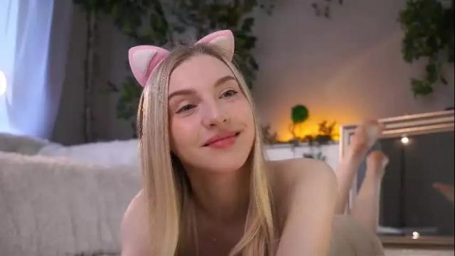 Image 4 of darlinechapel Stream on Chaturbate on 1 month ago