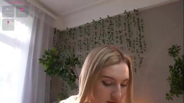 Image 12 of darlinechapel Stream on Chaturbate on 1 month ago
