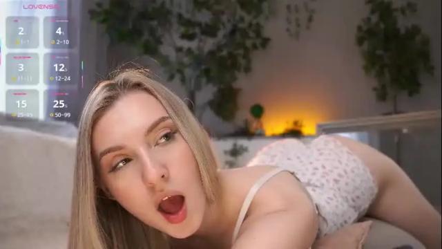 Image 3 of darlinechapel Stream on Chaturbate on 22 days ago