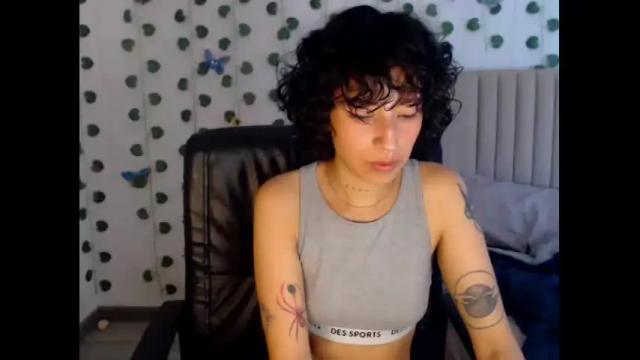 Image 12 of darling_selena Stream on Chaturbate on 24 months ago