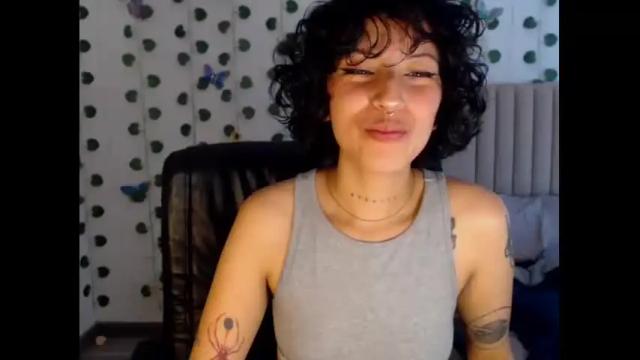 Image 7 of darling_selena Stream on Chaturbate on 24 months ago