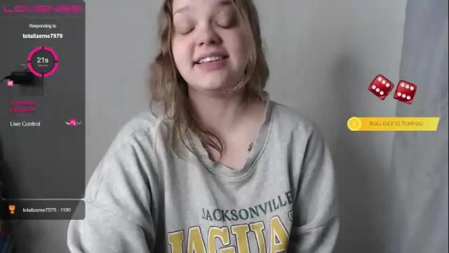 Image 3 of darling_tony18 Stream on Chaturbate on 19 days ago