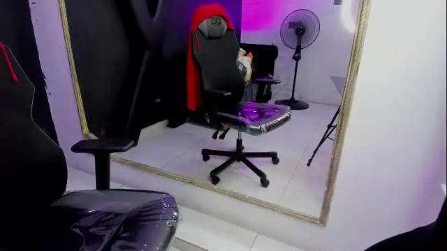 Image 2 of darlingbdsm_ Stream on Chaturbate on 1 month ago