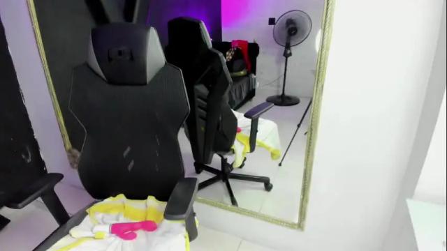 Image 11 of darlingbdsm_ Stream on Chaturbate on 10 days ago
