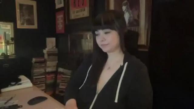 Image 6 of darlingchigirl Stream on Chaturbate on 13 months ago