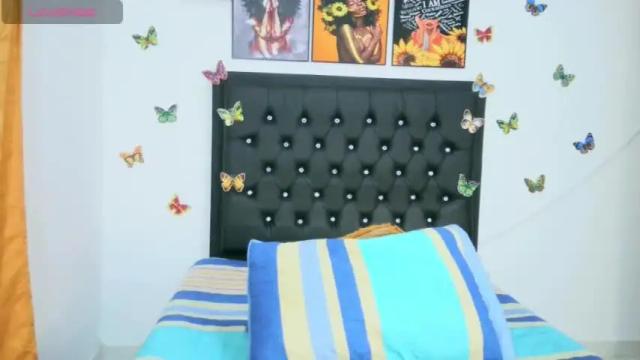 Image 7 of darly_queen1 Stream on Chaturbate on 14 months ago