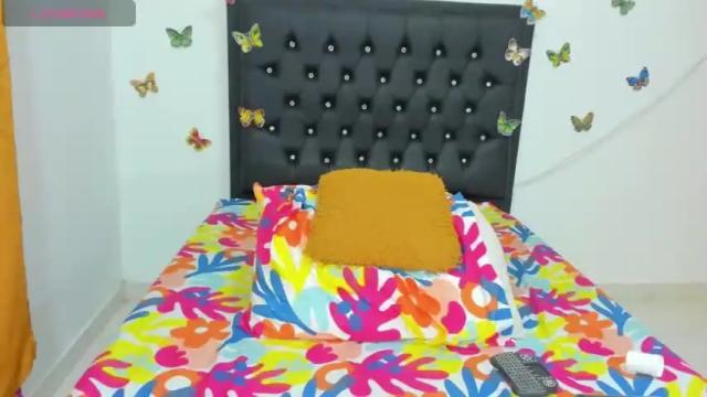 Image 11 of darly_queen1 Stream on Chaturbate on 13 months ago