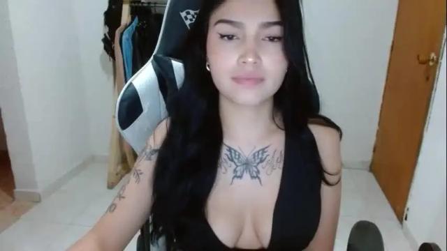 Image 12 of darly_scartt Stream on Chaturbate on 1 month ago