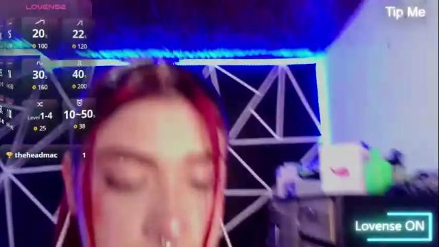 Image 7 of darlyhooper1_ Stream on Chaturbate on 4 months ago