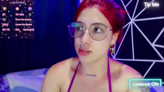 Thumbnail 1, darlyhooper1_'s Stream at Chaturbate, 2 months ago
