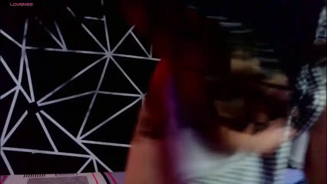 Image 4 of darlyhooper1_ Stream on Chaturbate on 1 month ago