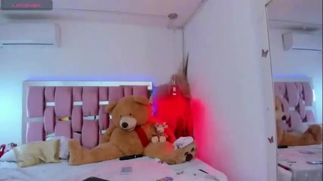 Image 10 of darlyn_tenderhot Stream on Chaturbate on 28 days ago