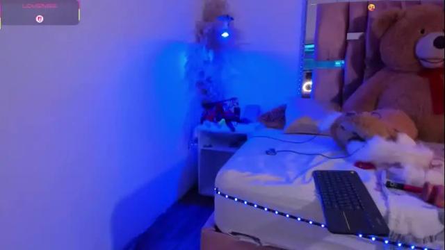 Image 2 of darlyn_tenderhot Stream on Chaturbate on 1 month ago