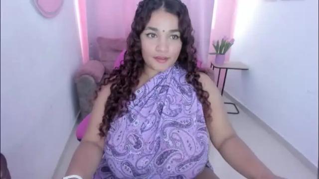 Image 2 of darsha_hara Stream on Chaturbate on 1 month ago