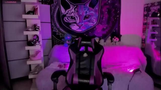 Image 7 of daryimiau Stream on Chaturbate on 2 months ago