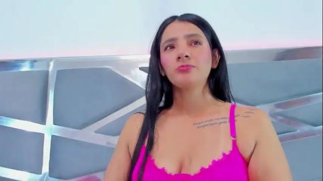 Image 7 of dashafoxxx Stream on Chaturbate on 2 months ago