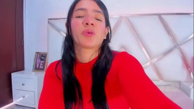 Image 10 of dashafoxxx Stream on Chaturbate on 20 days ago