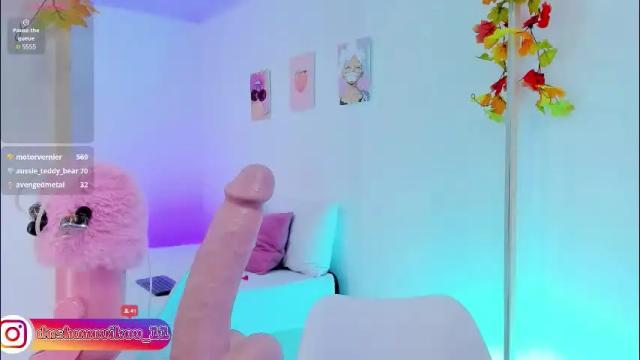 Image 4 of dashanovikov Stream on Chaturbate on 3 days ago