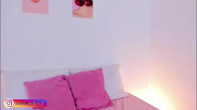 Image 3 of dashanovikov Stream on Chaturbate on 8 days ago