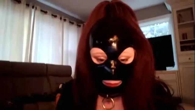 Image 7 of daughterofchaos Stream on Chaturbate on 17 months ago
