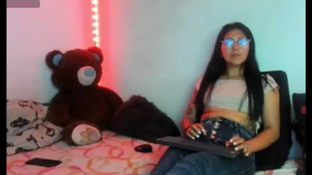 Image 2 of dave_and_lia Stream on Chaturbate on 15 months ago