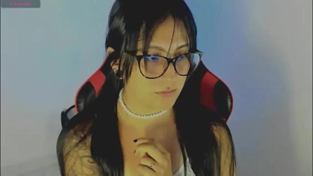 Image 3 of dave_and_lia Stream on Chaturbate on 5 months ago