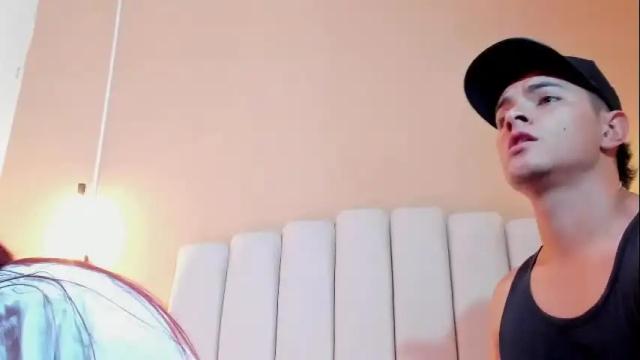 Image 11 of david_victoriaa Stream on Chaturbate on 1 month ago