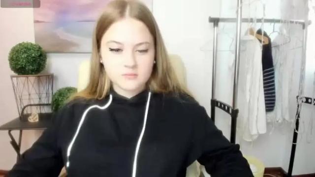 Image 11 of davinageil Stream on Chaturbate on 19 months ago