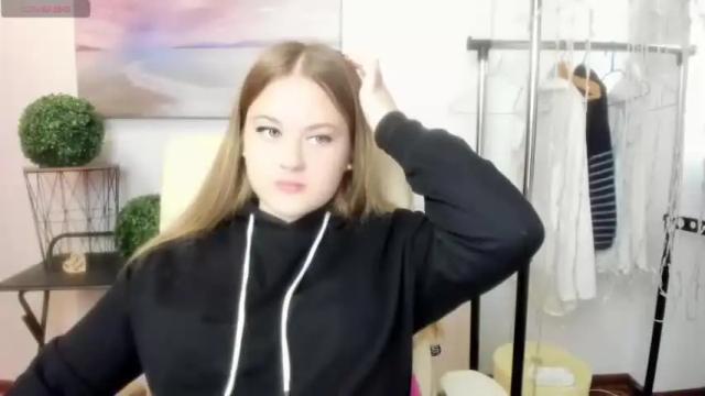 Image 6 of davinageil Stream on Chaturbate on 19 months ago