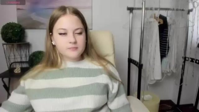 Image 10 of davinageil Stream on Chaturbate on 19 months ago
