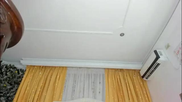 Image 6 of day_alexa Stream on Chaturbate on 1 month ago