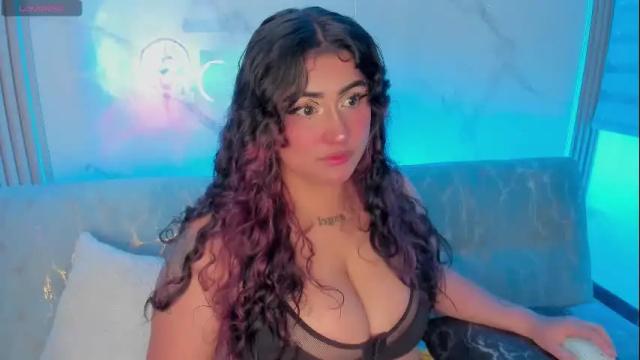 Image 2 of dayan_silva_ Stream on Chaturbate on 17 days ago