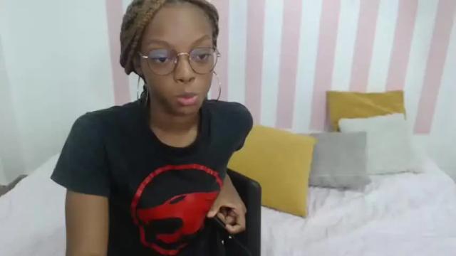Image 12 of dayana_smith19 Stream on Chaturbate on 19 months ago