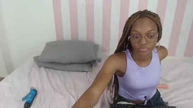 Image 10 of dayana_smith19 Stream on Chaturbate on 20 months ago