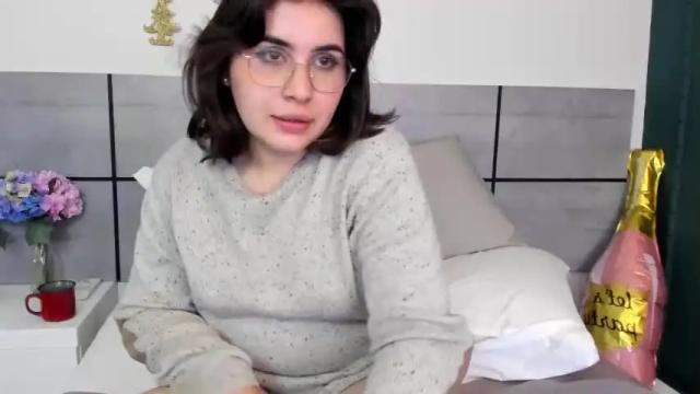 Image 12 of dayanacollinss Stream on Chaturbate on 16 months ago